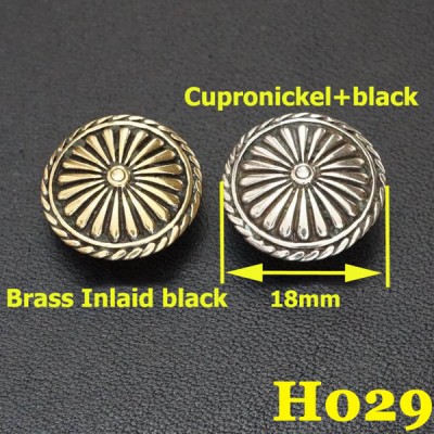 H029 Brass Iris Conchos 18mm 1pc/bag