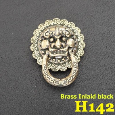 H142 Brass Conchos 27x35mm 1pc/bag
