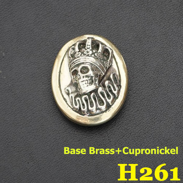 H261 Brass Skull Queen Conchos 24.5x30mm 1pc/bag
