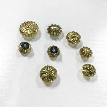 FR303 Conchos Screws 13x8mm 100pcs/bag