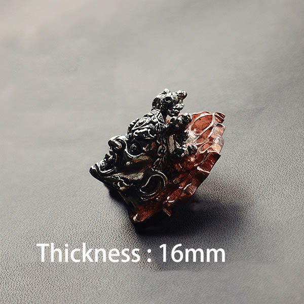 NA006 Mahākāla Conchos 32.5x38.5mm