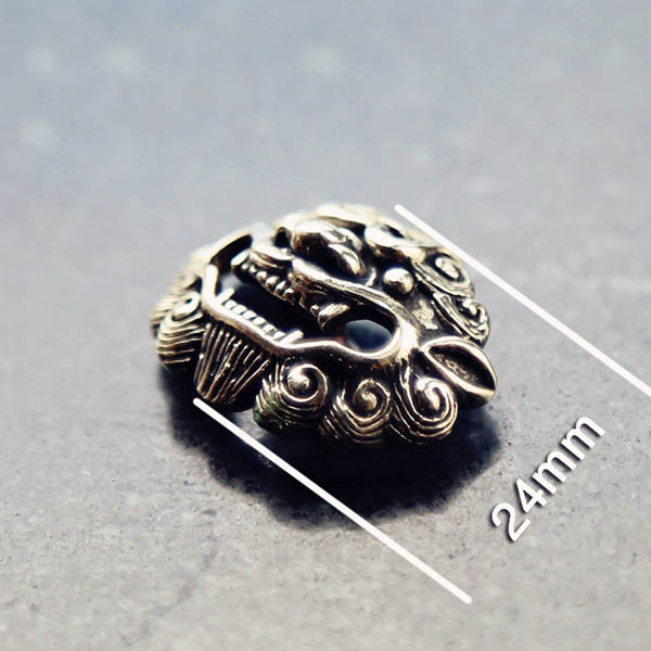 NA008 Screw Back Conchos 24x30mm