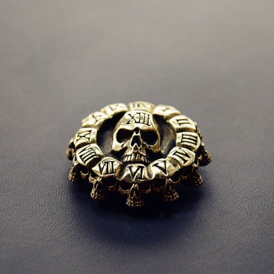 NA023 Brass Conchos Death Skull Clock 40mm