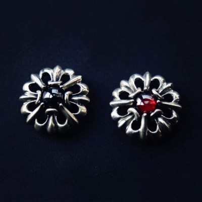 NA034 Concho Pendants 26mm