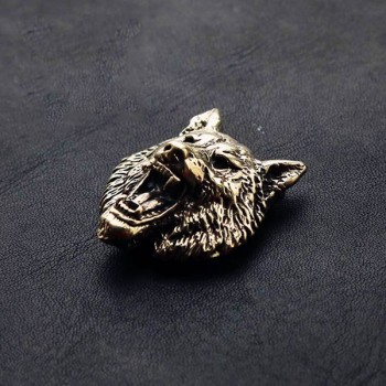 NA064 North American Roar Male Bear 36x30mm