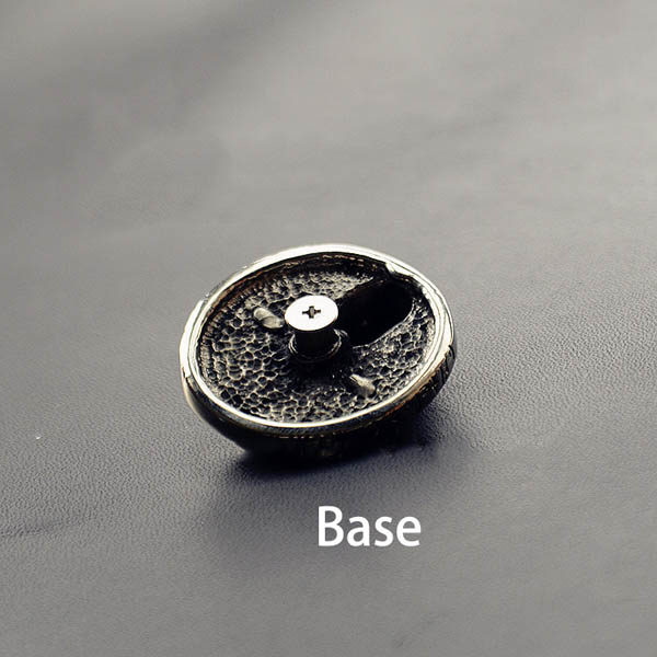 NA070 Gothic Style Skull Thorns Rose Conchos 41.5mm