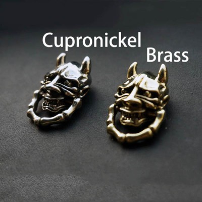 NA077 Skull Conchos 32x20mm