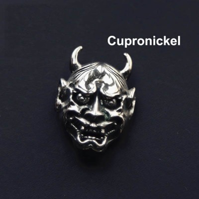 NA079 Skull Conchos 32x33mm