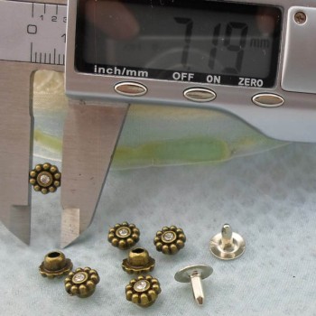 K232 Flowers Alloy Rivets 7x5mm 1000pcs/Bag