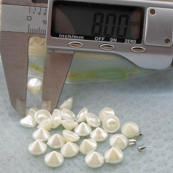 Q241 Cone Plastic Rivets 8x3mm 1000pcs/Bag