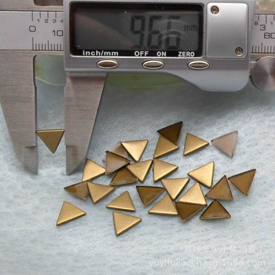X168 Metal Triangle  Hot Fix nails 10X1mm 5000pcs/Bag
