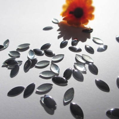 XO0475 Metal Hot Fix nails 5000pcs/Bag