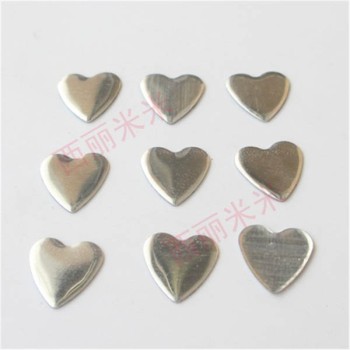 XO0802 Metal Heart Hot Fix nails 5000pcs/Bag