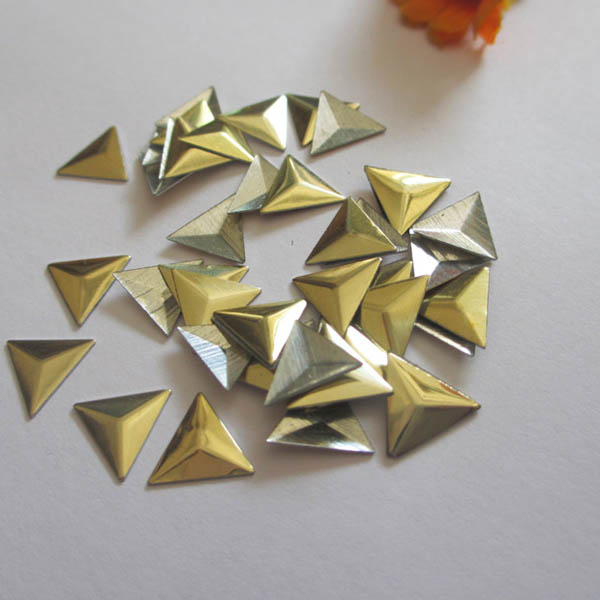XT0601 Metal Triangle  Hot Fix nails 6x1mm 5000pcs/Bag