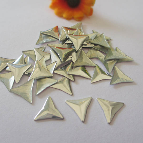 XT0802 Metal Triangle  Hot Fix nails 8x2mm 5000pcs/Bag