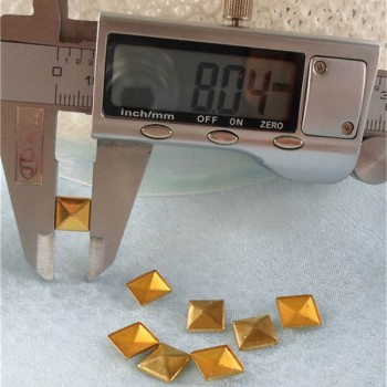 XX051 Metal Pyramid Hot Fix nails 8x2mm 5000pcs/Bag