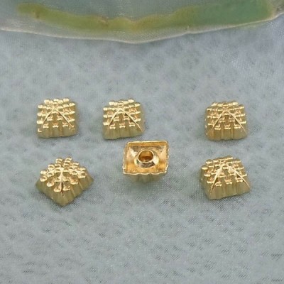 K237 Colorful Pyramid Rivets 8.5x4.65mm 1000pcs/bag