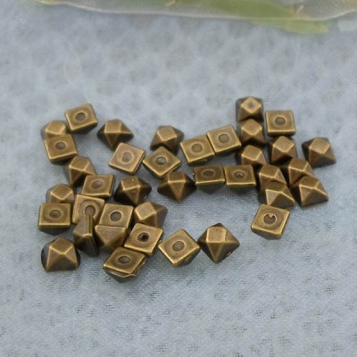 Q285 Keystone Rivets 4x2.6mm 1000pcs/bag