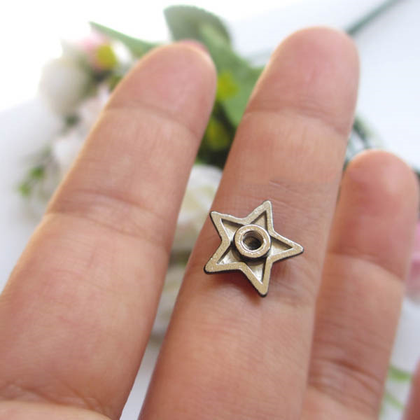 X1212 Pentagram Spikes 12x12mm  100pcs/bag