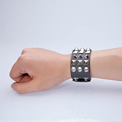 Spikes-Rivets-Punk Bracelet HJ037