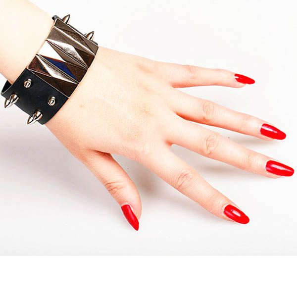 Spikes-Rivets-Punk Bracelet HJ046