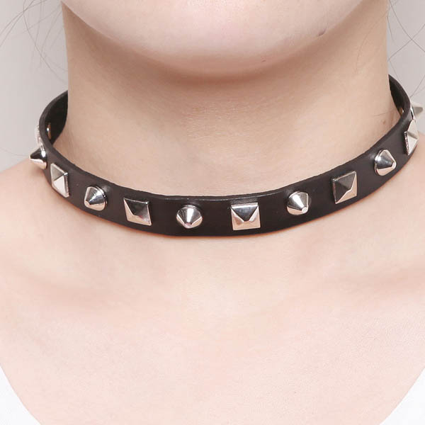 Spikes-Rivets-Punk-Necklaces HJ354