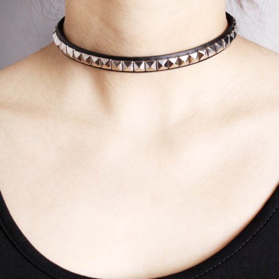 Spikes-Rivets-Punk-Necklaces HJ358