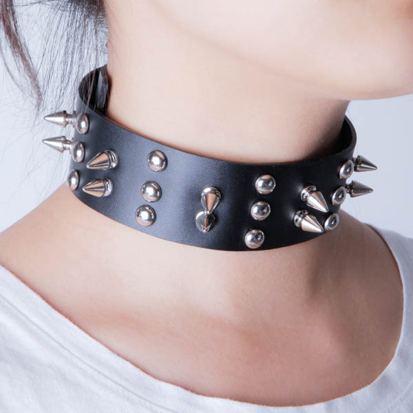 Spikes-Rivets-Punk-Necklaces HJ361