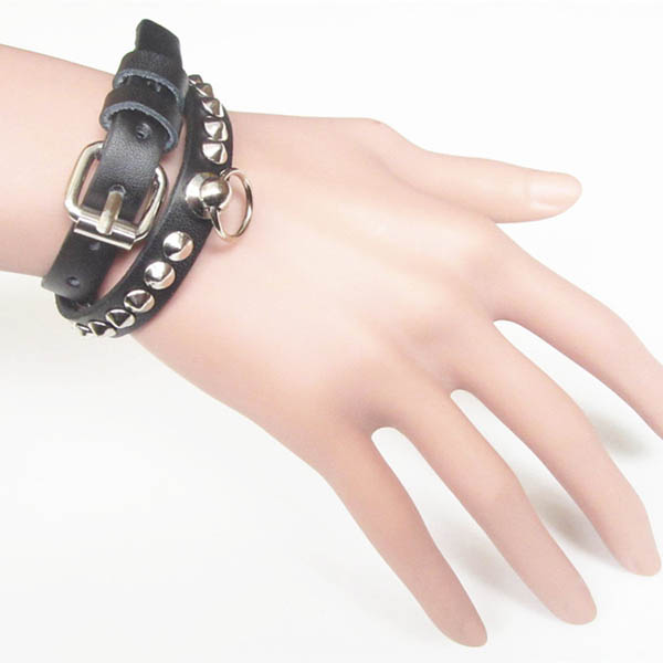 Spikes-Rivets-Punk-Necklaces HJ365