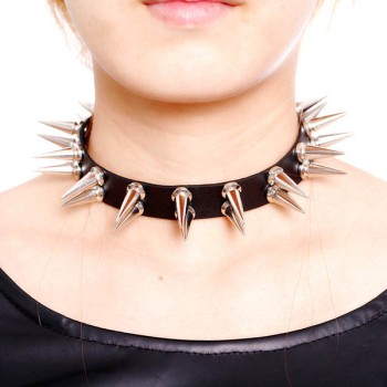 Spikes-Rivets-Punk-Necklaces HJ368