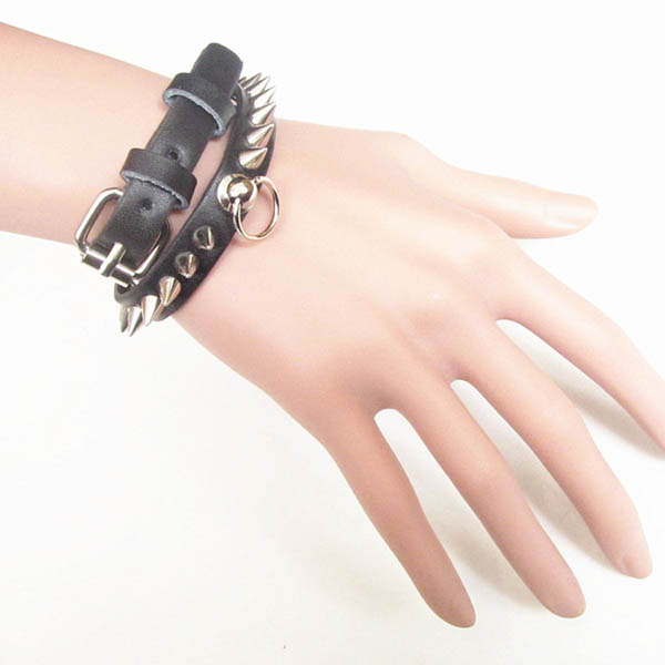 Spikes-Rivets-Punk-Necklaces HJ371