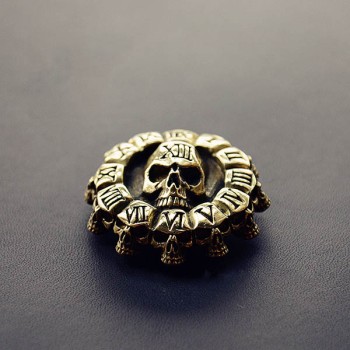 NA023 Brass Conchos Death Skull Clock 40mm