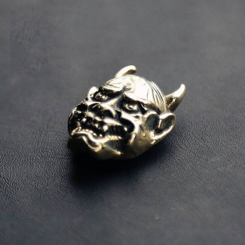 NA079 Skull Conchos 32x33mm