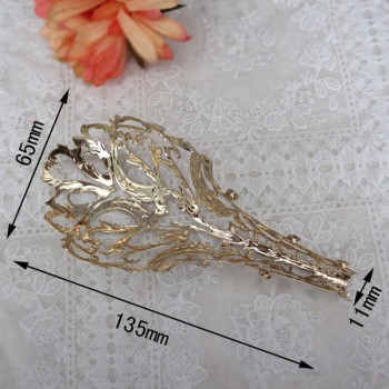 XL102 DIY shoe repair accessories/Heel metal edging/Decorative metal stiletto heelsInstallation is very simple, with the delivery of a nail with a hammer to knock it into the heel.Suitable for decorative thin with shoes,Any size. 65x135mm MOQ 10pcs