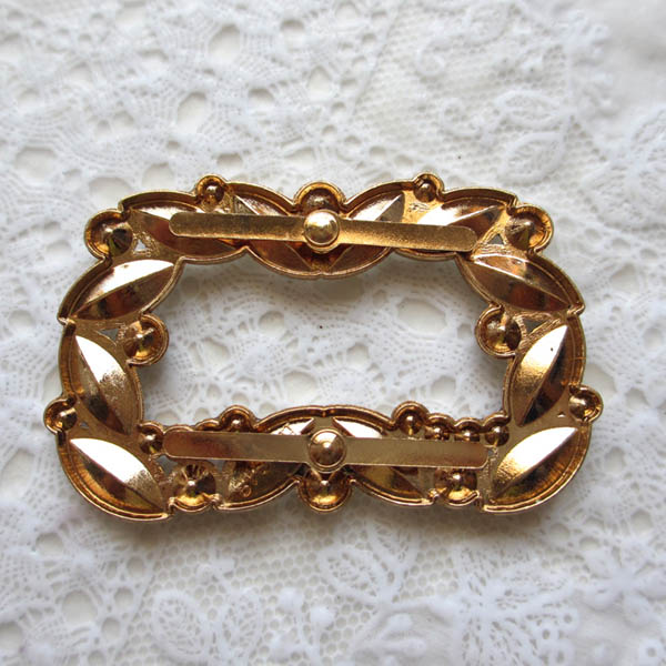 XL111 DIY Glass slipper Buckle/Leaf shape crystal Shoes flowers/Shoe Repair Parts Accessories  40x62mm MOQ 10pcs