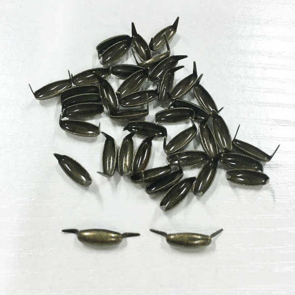 B105 Oval  Iron/Brass Studs 9x3.5mm 1000pcs/bag