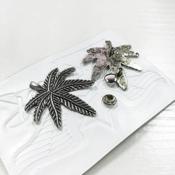 D201 Leaves Alloy Rivets 16x20mm 100pcs/bag