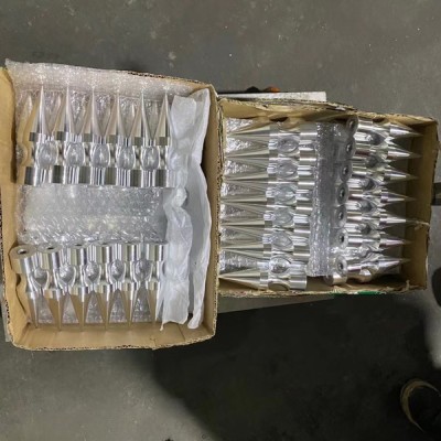 F29115 Giant Tree Aluminium Screw Back Spikes 29x115mm 10 pcs/bag