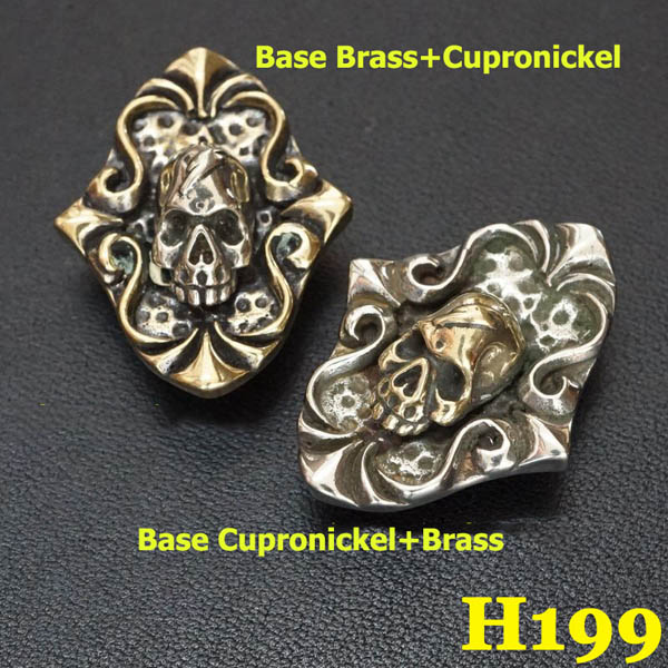 H199 Magic Mirror Skull Conchos 24.5x31.5 mm 1pc/bag