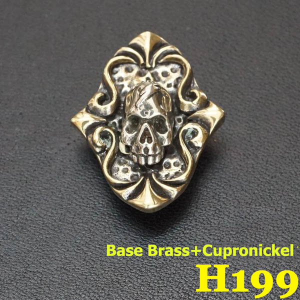 H199 Magic Mirror Skull Conchos 24.5x31.5 mm 1pc/bag