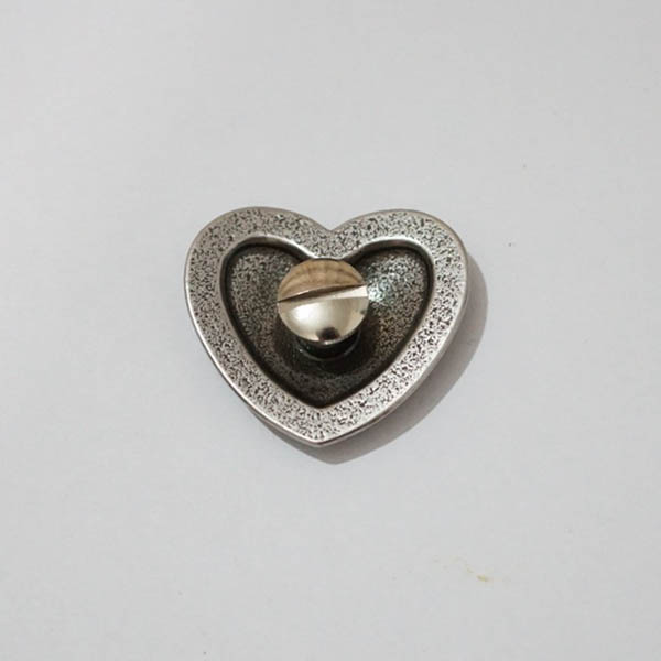 KBM13 Heart Conchos 32mm 1pc/bag