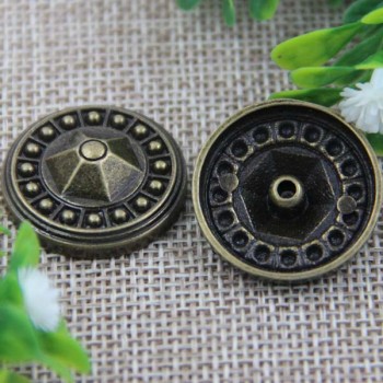 G015 Convex Flower Rivet 25mm 100pcs/bag