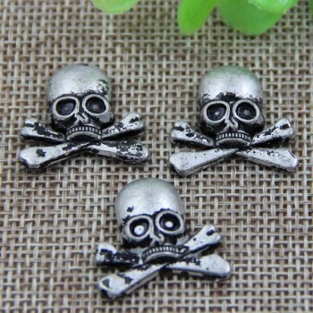G020 Skull Rivet 21x19mm 100pcs/bag