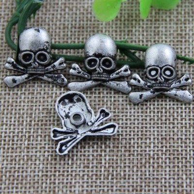 G020 Skull Rivet 21x19mm 100pcs/bag