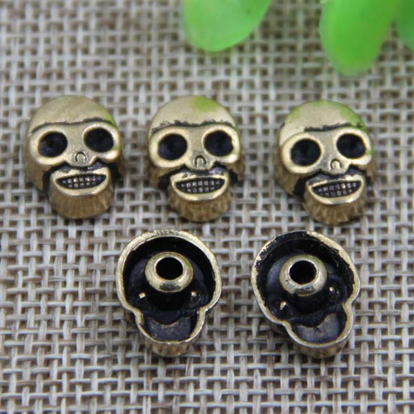 G035 Skull Rivet 10mm 100pcs/bag