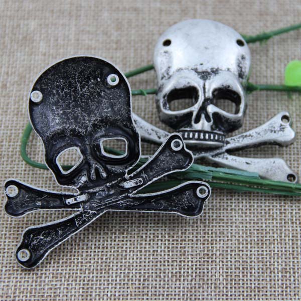 G070 Skull Sew Spikes 63x63mm 100pcs/bag