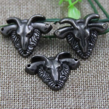 G083 Sheepshead Sew Spikes 38x28mm 100pcs/bag