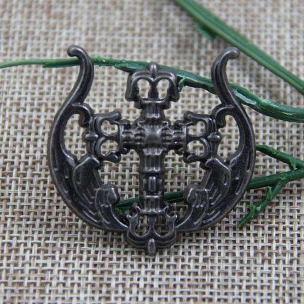 G089 Boat Hook Cross Sew Spikes 37mm 100pcs/bag