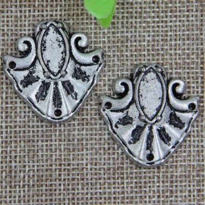 G098 Arrow Sew Spikes 30mm 100pcs/bag