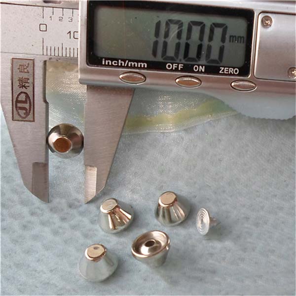Q025 Bucket Plastic Rivets 10x6mm 1000pcs/bag